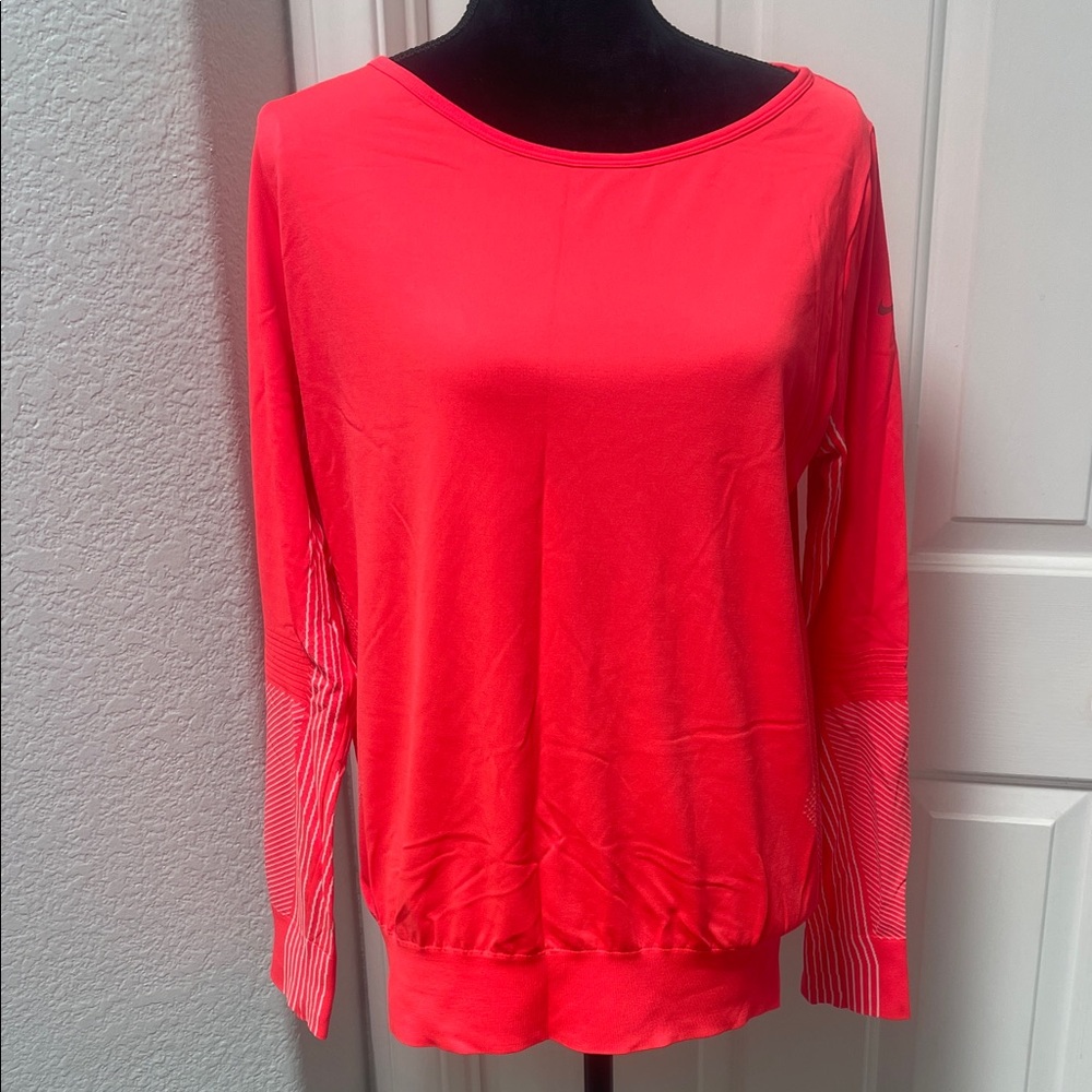 Nike Coral Pink Long-Sleeve Dri-fit Pullover Sweatshirt